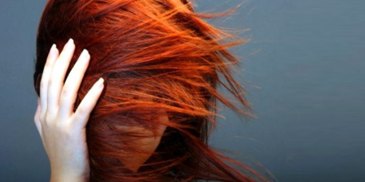Saça Kına Yakmak Yararlı mı Yoksa Zararlı mı