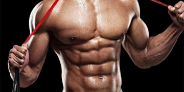 Sıkı bir karınla herkesi etkilemek için six back nasıl yapılır