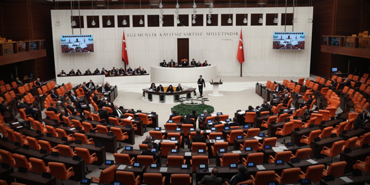 Finlandiya’nın NATO’ya katılım protokolü onaylandı