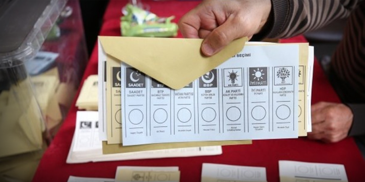 Cumhurbaşkanı adaylarının pusula sırası belli oldu