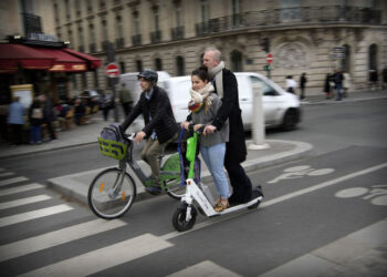 Fransada scooter referandumu