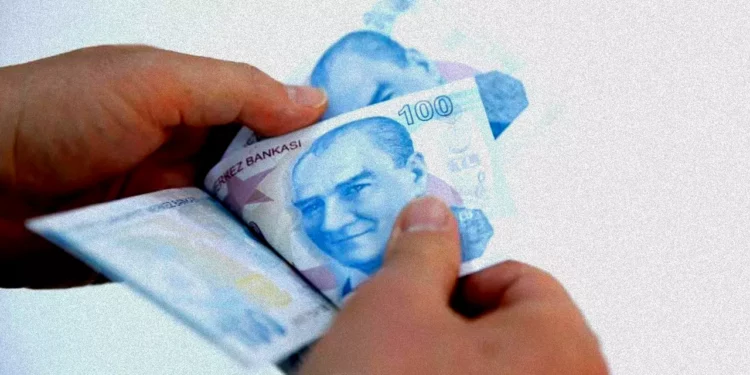 Vatandaş borç batağında; borçlanmada rekor