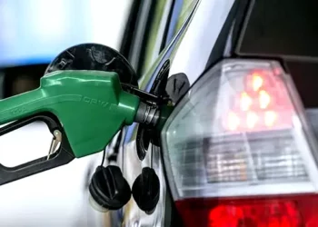 Benzin fiyatları bu geceden itibaren zamlanacak