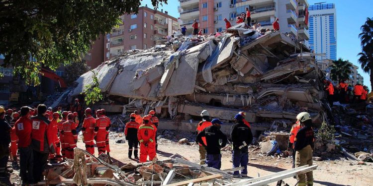 36 Bireye Mezar Olmuştu: “Bina Delik Deşik Edilmiş”