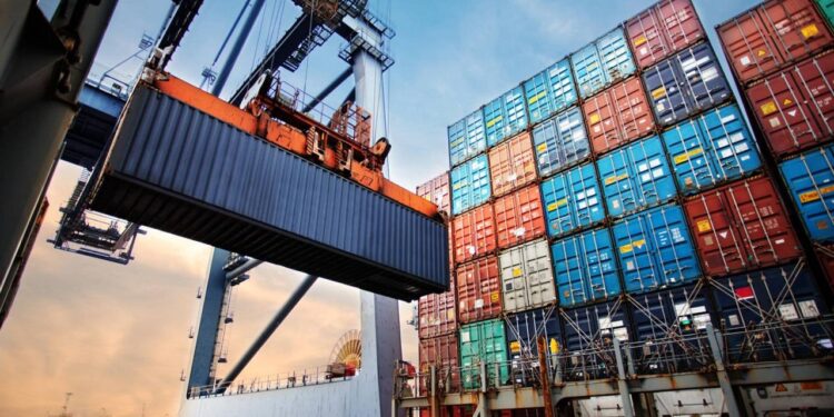 İhracat yüzde 17,2 ithalat yüzde 4,5 azaldı