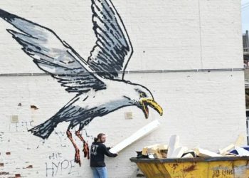 Banksy’nin Yapıtı Kabusları Oldu: Her Yıl 250 Bin Dolar Harcıyorlar