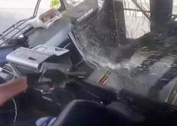 Durak Dışında İnmek İsteyince Kıyamet Koptu: Sürücüyle Yolcu Birbirine Otobüste Ateş Açtı