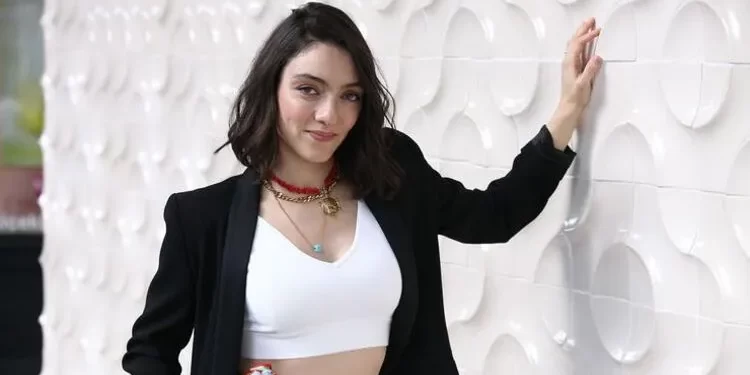 Ekrem İmamoğlu: Merve Dizdar’ı Tebrik Ediyorum