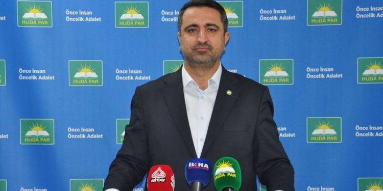 HÜDA PAR Meclis’te Bulunan Katında Bayan Çalışan İstememiş