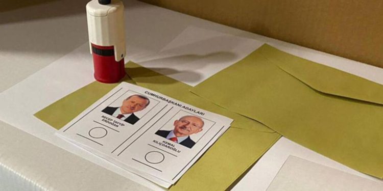 Kendisini AKP’li Müşahit Üzere Gösteren Bayan Hakkında Tutanak Tutuldu