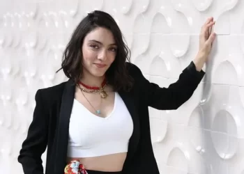 Merve Dizdar Ne Mükafatı Aldı?