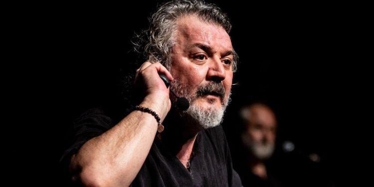 Müfit Can Saçıntı’ya Davet Gönderen Belediye, Gösterisini İptal Etti! ‘Belediye Liderimiz Tweet’lerinizi Görmüş’