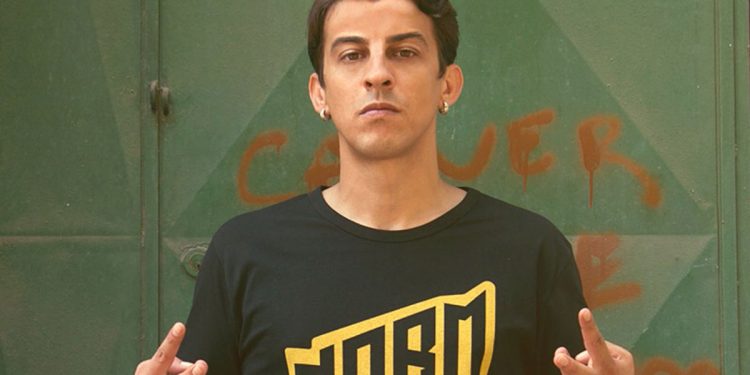 Rapçi Norm Seçkin, kaza haberini yalanladı: Cem Yılmaz’a gelince uçak, bize gelince kaza