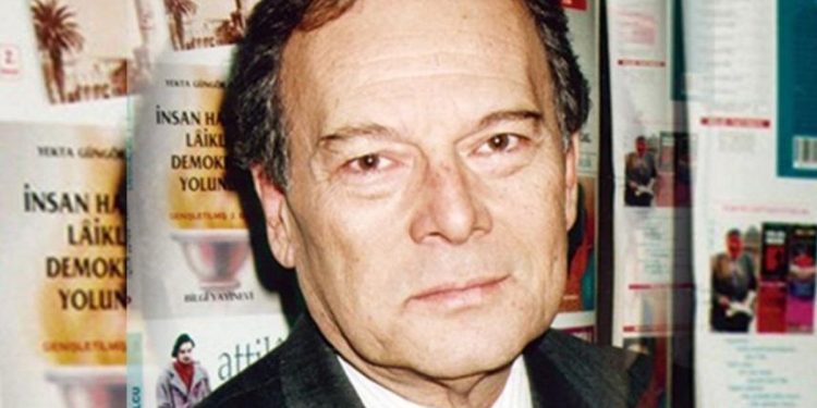 Tiyatro sanatkarı Dinçer Sümer hayatını kaybetti