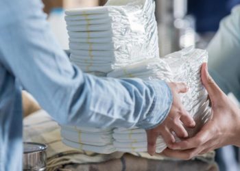 11 yaşındaki çocuklar okula bebek bezi ile gidiyor, öğretmenler bıktı! Batı’da yeni kriz: Tuvalet eğitimi…