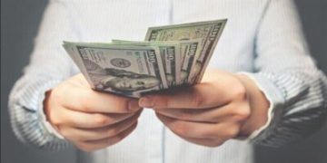 Dolardaki artış durdurak bilmiyor