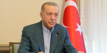 Erdoğan sert çıkıştı: Batılı kibir abidelerine öğreteceğiz!