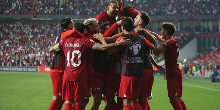 A Ulusal Futbol Grubu, EURO 2024 kapısını araladı