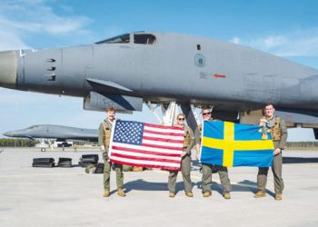 ABD bombardıman uçakları birinci sefer İsveç’te