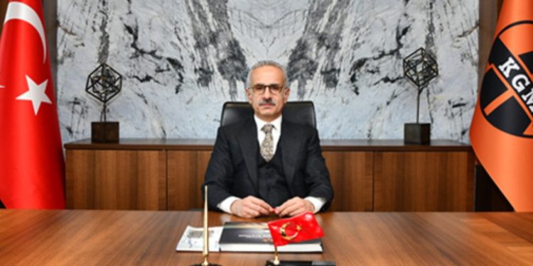 Abdülkadir Uraloğlu kimdir?