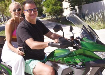 Acun Ilıcalı İrlanda yolcusu