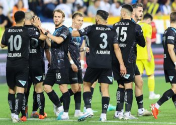 Adana Demirspor galibiyetle tamamladı