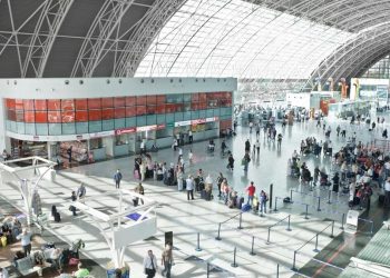 Adnan Menderes Havalimanı’ndan iki yeni rota