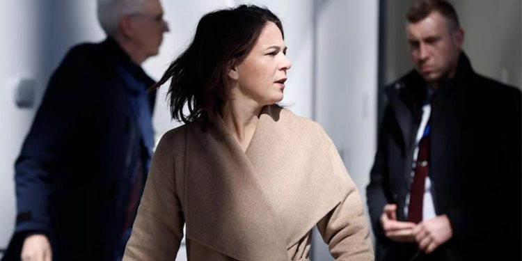 Alman bakana reaksiyon yağıyor: Tarihi bir rezalet!