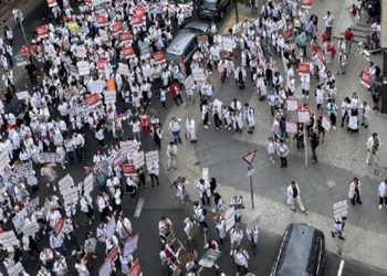 Almanya Sıhhat Bakanı’ndan enteresan grev paylaşımı