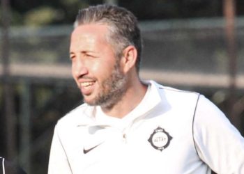 Altay, Tuna Üzümcü ile masaya oturacak