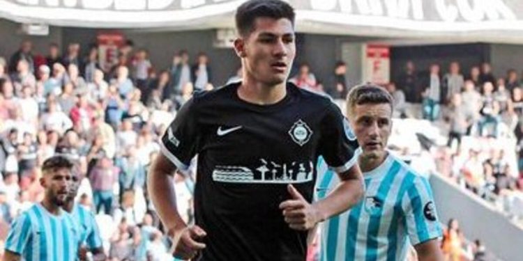 Altay’da Efe Sarıkaya, Sevilla ve Başakşehir’in radarında