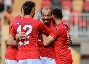 Altınordu’da Ahmet İlhan Özek beklemeye geçti