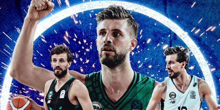 Anadolu Efes, Doğuş Özdemiroğlu ile 2 yıllık kontrat imzaladı