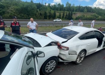Ankara Yolunda Zincirleme Kaza: Araç Kuyruğu Oluştu