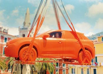 Artık gri araba üretmeyecek