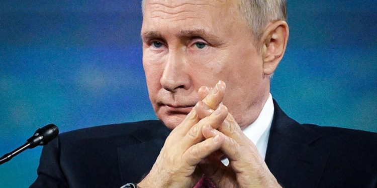 Aylardır tartışılıyordu… Putin duyurdu: Birinci nükleer silahlar Belarus’ta