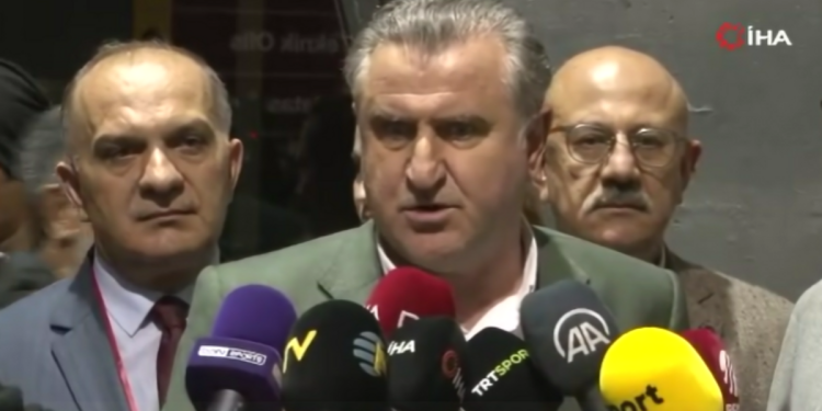 Bakan Bak: “Okan Hoca’yı Dursun Lideri ve idaresini tebrik ediyoruz”