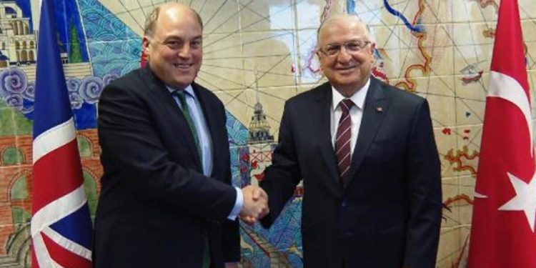 Bakan Güler, İngiliz mevkidaşı Wallace ile görüştü