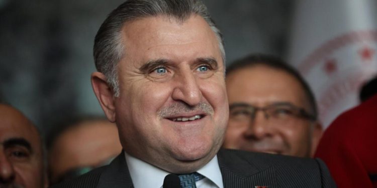 Bakan Osman Aşkın Bak’tan Pendikspor’a tebrik