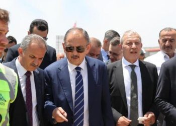 Bakan Özhaseki: Depremzede kardeşlerimize 338 süreksiz iş yerimizi daha teslim ettik