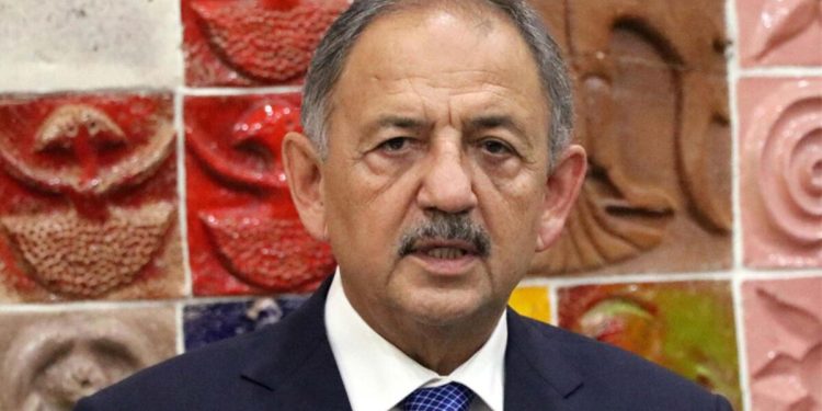 Bakan Özhaseki sarsıntı bölgesindeki son durumu kıymetlendirdi