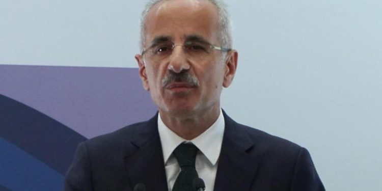 Bakan Uraloğlu açıkladı: Ulusal süratli tren 2025’te nakliyeciliğe kazandırılacak