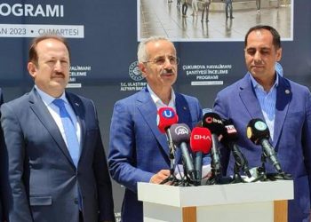 Bakan Uraloğlu: Uçuş ağımız 130 ülkede 342 noktaya ulaştı