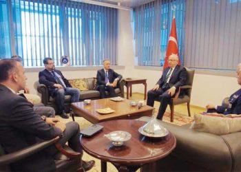 Bakan Yaşar Güler’den İsveç’e Finlandiya tavsiyesi