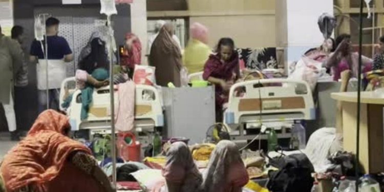 Bangladeş’te dang humması salgını: Hastane koridorları doldu