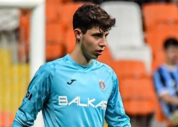 Başakşehir’in 2005 doğumlu kalecisi Deniz Dilmen beğeni topladı! 9 kurtarış…