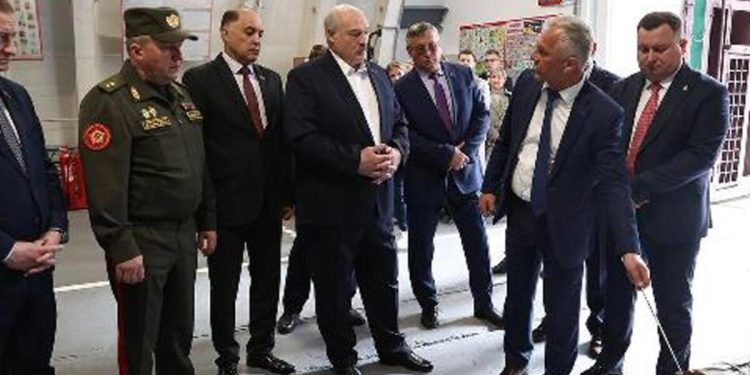 Belarus başkanı Lukaşenko’dan ‘nükleer silah’ açıklaması
