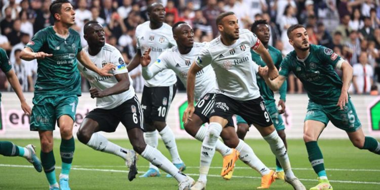 Beşiktaş 3-3 Konyaspor (Maçın özeti)