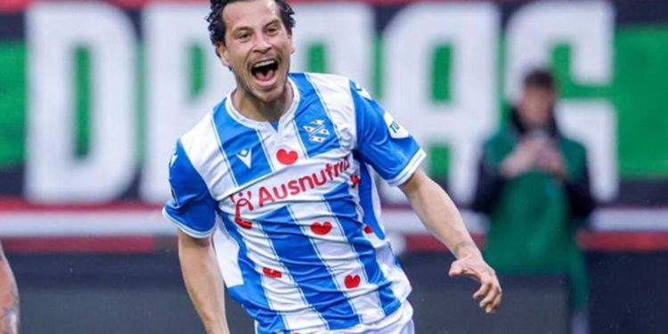 Beşiktaş, Hollandalı orta saha oyuncusu Thom Haye’nın peşinde!