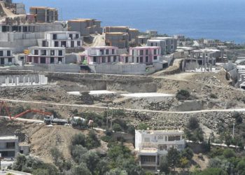 Bodrum’da yasağa karşın inşaatlar devam ediyor